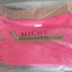 NWT - Alexa Demi Shell - Item No. 3226 - Brand New!